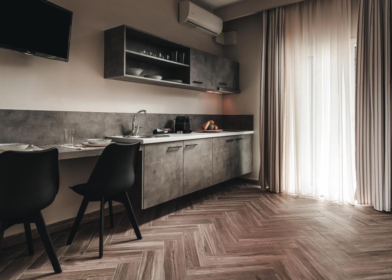 Olenia Luxury Apartments 3 新马尔马拉斯 外观 照片