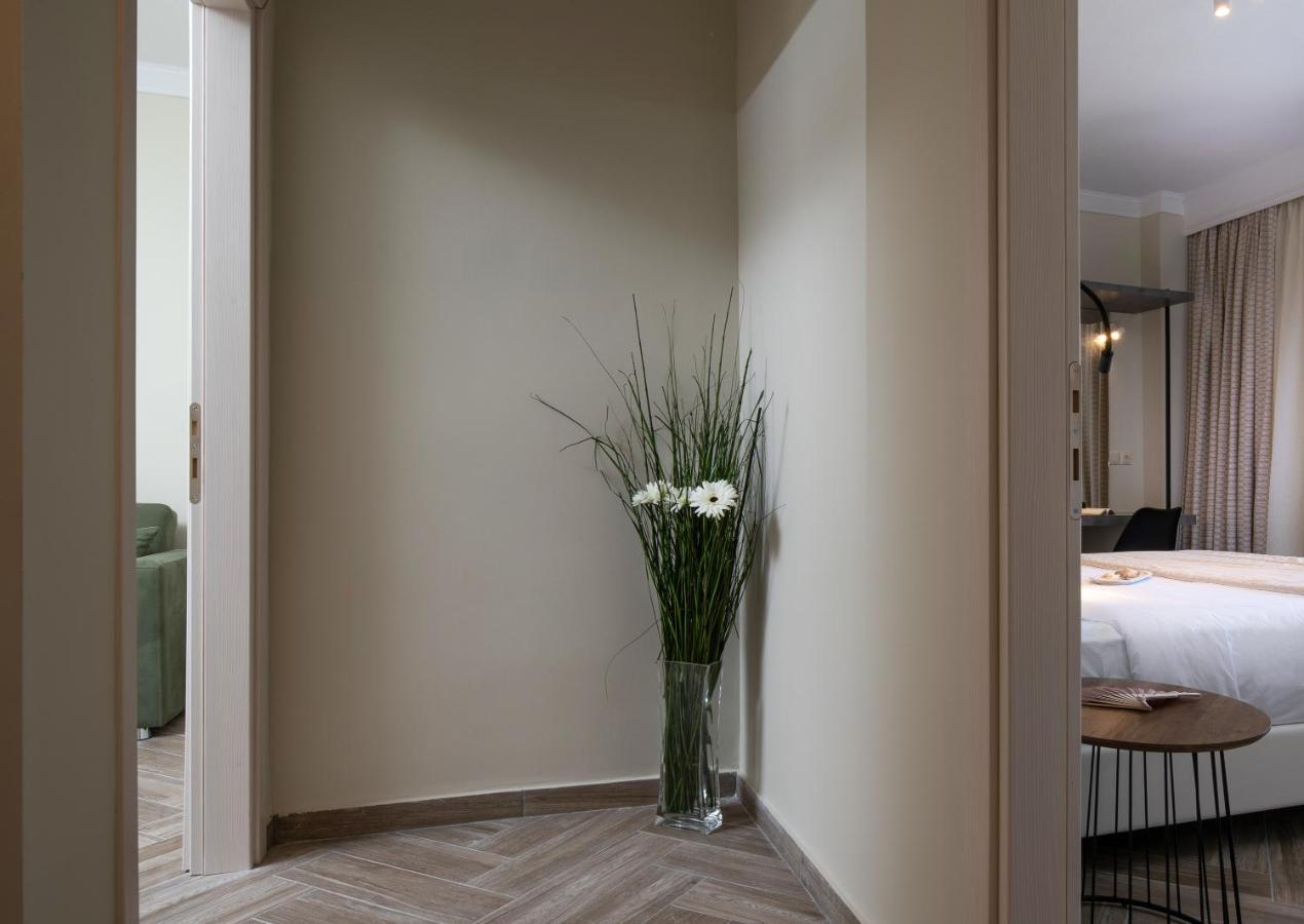 Olenia Luxury Apartments 3 新马尔马拉斯 外观 照片